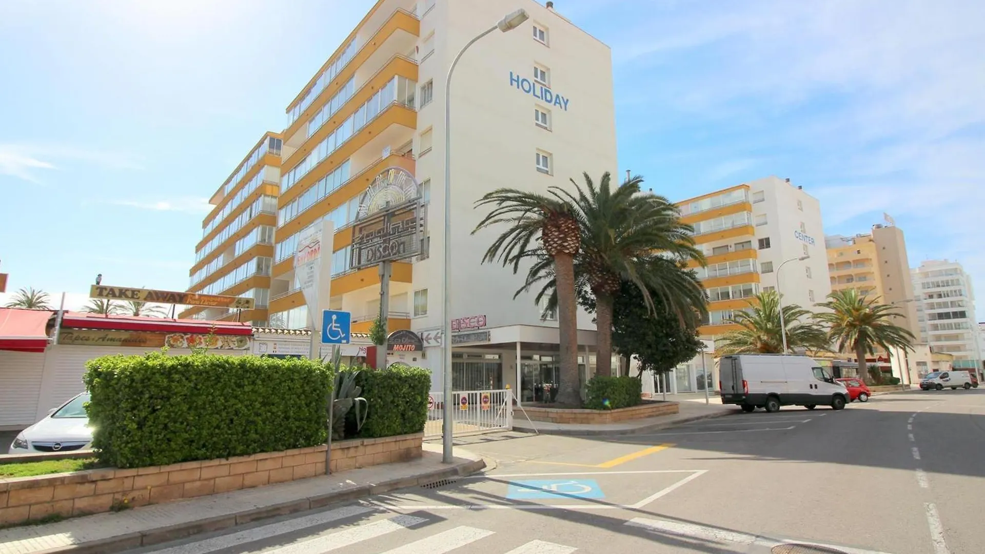 Holiday Center 2303 Apartamento En Primera Linea De Mar Y Con Piscina En Santa Margarita Roses