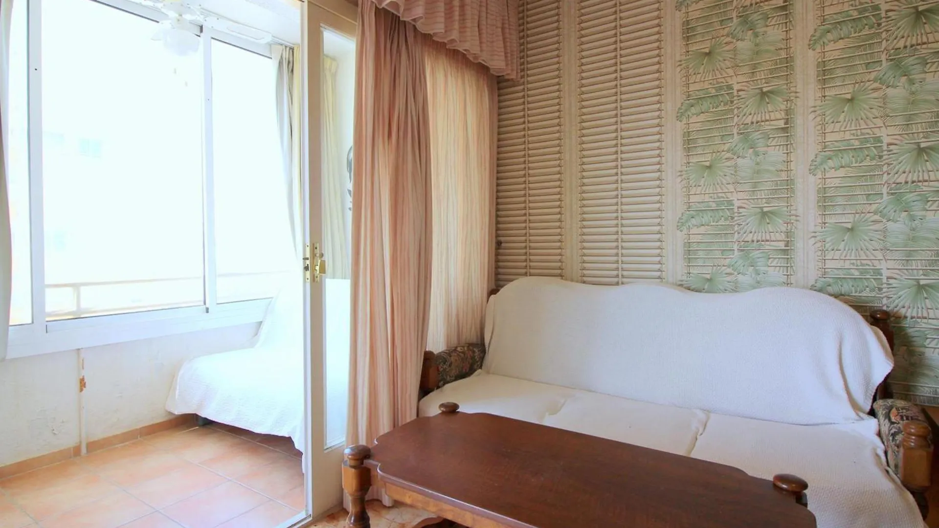 Apartman Holiday Center 2303 Apartamento En Primera Linea De Mar Y Con Piscina En Santa Margarita Roses